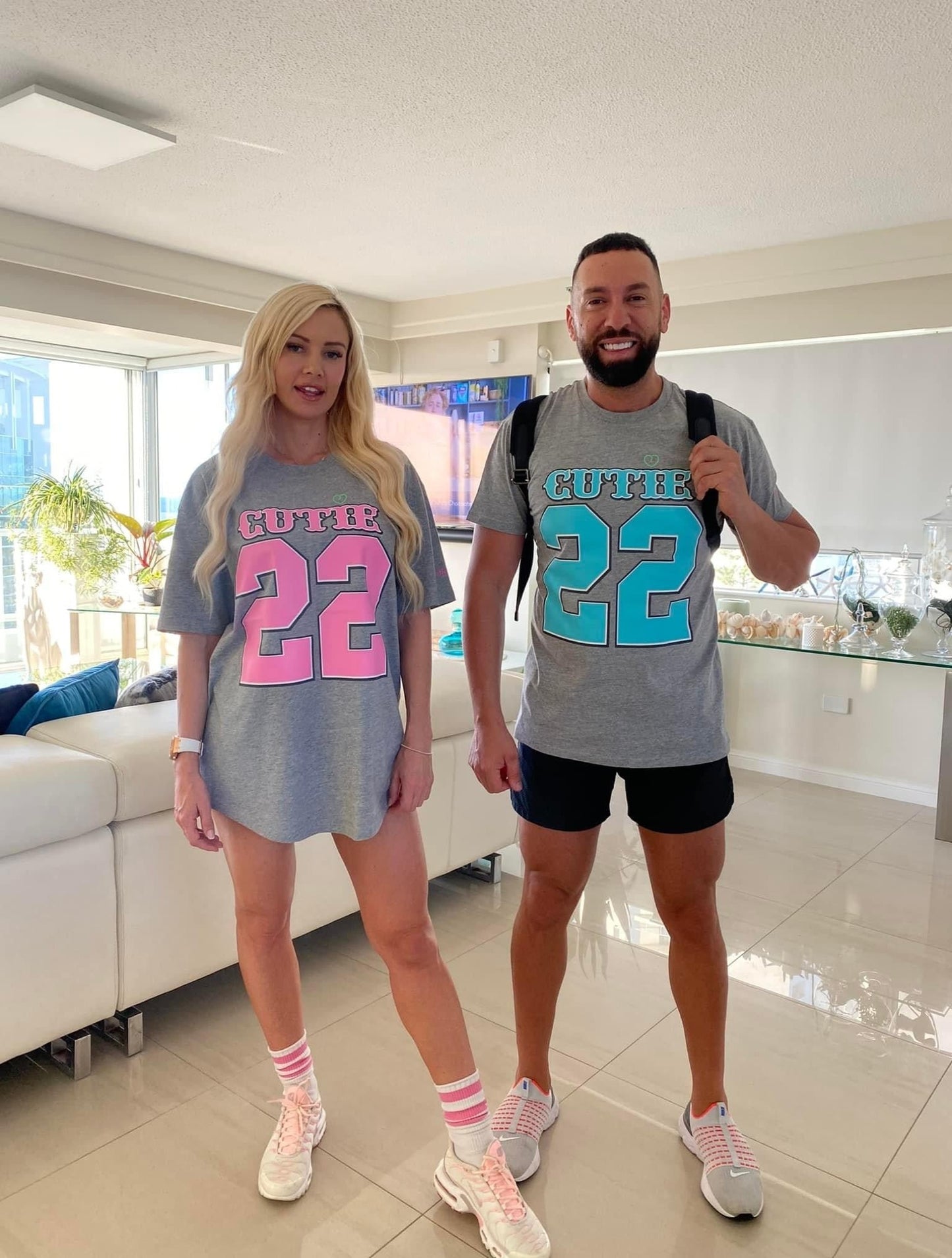 Retro Oversized T-Shirt- Grey - Pink Print